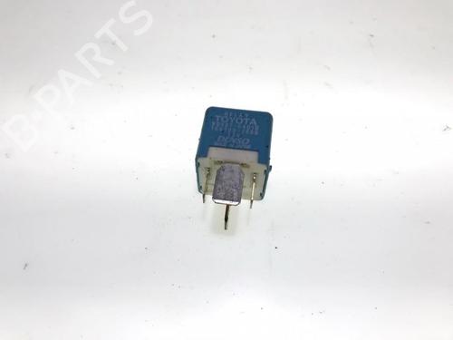 Used Other Other TOYOTA COROLLA Saloon (_E12_) 1.4 VVT-i (ZZE120_, ZZE120R) (97 hp) 33501340 33501340