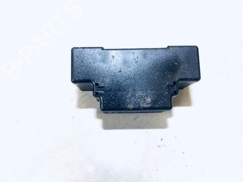 fuse-box-opel-astra-h-a04-2004-2005-2006-2007-2008-2009-2010-2011-2012-2013-2014-33076994 main image