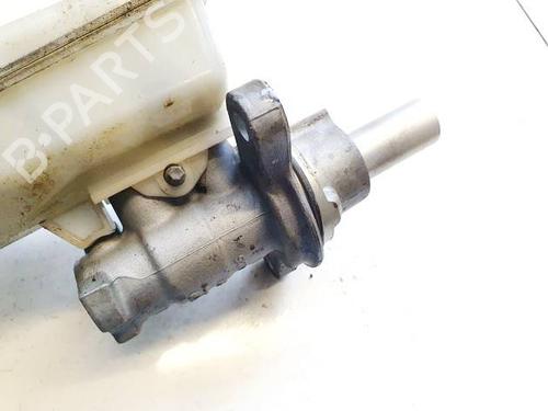Used Brake master cylinder Brake master cylinder TOYOTA AURIS (_E15_) 2.0 D-4D (ADE150_, ADE150R) (126 hp) 34814198 34814198