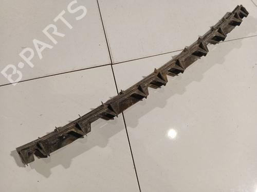 Used Rear bumper bracket Rear bumper bracket 36829422 36829422