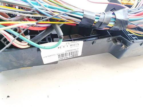 Fuse box JAGUAR XF I (X250) 3.0 D | BP32947582E1 - Image 3