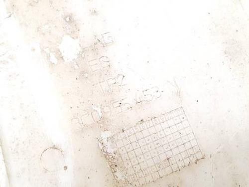 Windscreen washer tank VW PASSAT B6 (3C2) 1.9 TDI | BP34856449C113 - Image 2