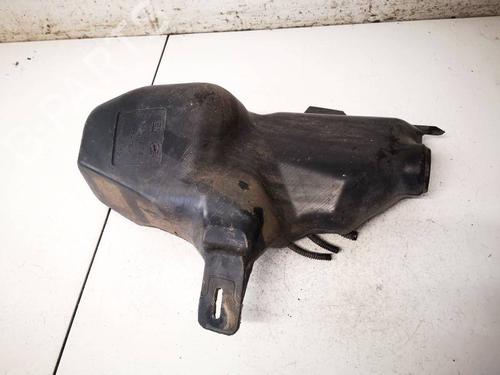 Used Windscreen washer tank Windscreen washer tank 38316570 38316570