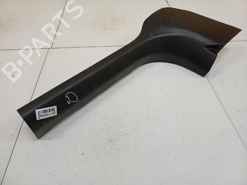 step-chevrolet-cruze-hatchback-j305-2010-40028868 main image