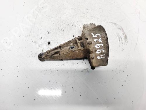 Used Support Support RENAULT MEGANE III Hatchback (BZ0/1_, B3_) 1.4 TCe (BZ0F, BZ1V) (131 hp) 32614585 32614585