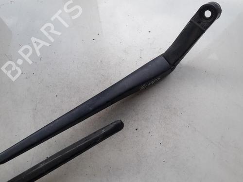 Used Front windshield wiper arm Front windshield wiper arm TOYOTA COROLLA Verso (_E12_) 1.8 VVT-i (ZZE122_, ZZE122R) (135 hp) 33517481 33517481