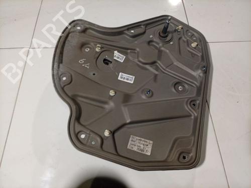 Rudehejsemekanisme venstre bagtil Rudehejsemekanisme venstre bagtil SKODA OCTAVIA II (1Z3) 1.9 TDI (105 hp) 37227845 37227845