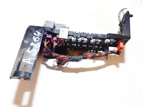 fuse-box-vw-passat-b55-3b3-2000-2001-2002-2003-2004-2005-33066492 main image