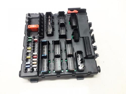 Used Fuse box Fuse box SAAB 9-3 (YS3F, E79, D79, D75) 1.8 i (122 hp) 33105250 33105250
