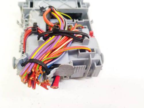 Fuse box PORSCHE CAYENNE (9PA) S 4.5 | BP32615995E1 - Image 3