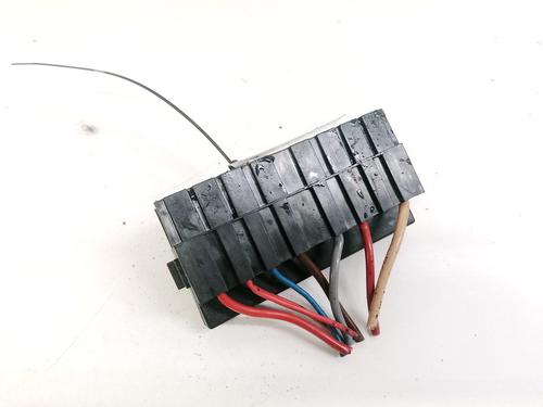 fuse-box-citroen-c4-i-lc_-2004-2005-2006-2007-2008-2009-2010-2011-2012-2013-2014-32893223 main image