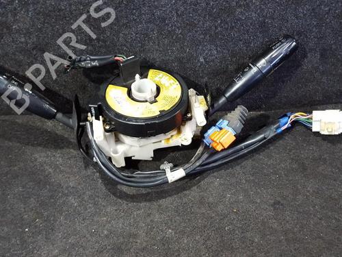 warning-switch-kia-carnival-i-up-fl-1998-1999-2000-2001-38572396 main image