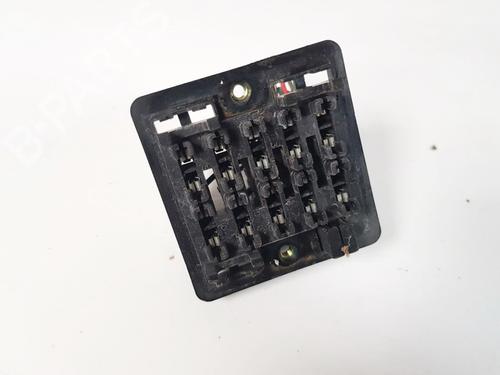 Used Fuse box Fuse box MITSUBISHI PAJERO I (L04_G, L14_G) 2.3 TD (L043G, L048G) (84 hp) 33089129 33089129
