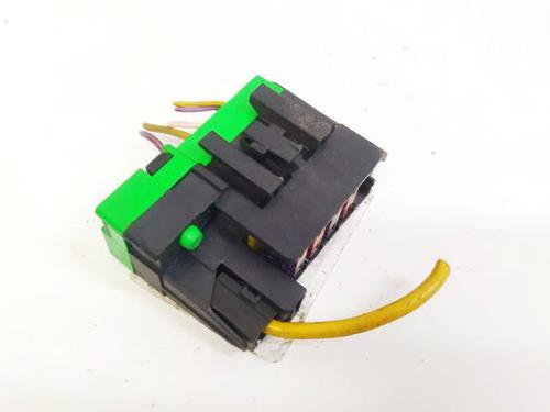 Used Fuse box Fuse box CITROËN C5 III (RD_) 2.0 HDi 140 (RDRHF8, RDRHFA, RDRHA8, RDRHAJ) (140 hp) 32617521 32617521
