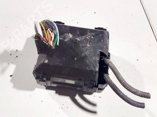 Fuse box HONDA FR-V (BE) 2.2 i CTDi (BE5) | BP32579249E1 