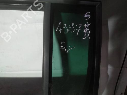 Panel rude bagtil venstre Panel rude bagtil venstre 35133771 35133771
