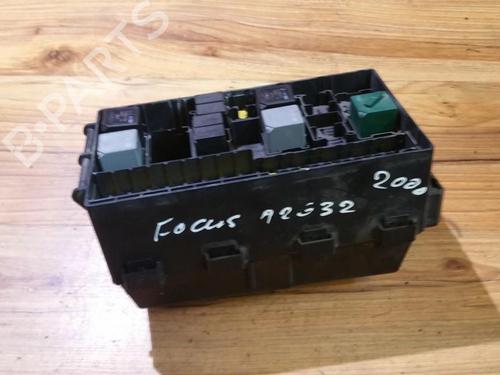 Used Fuse box Fuse box FORD FOCUS I (DAW, DBW) 1.8 DI / TDDi (75 hp) 33480918 33480918
