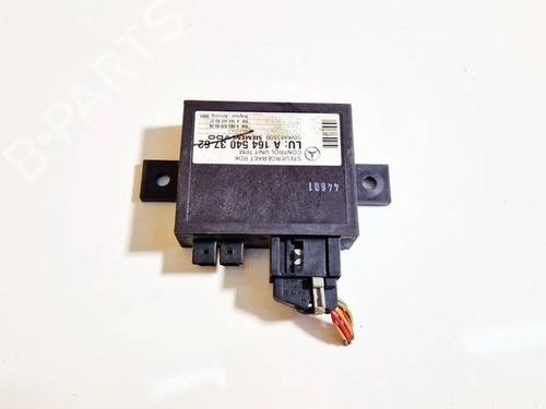 Used Electronic module Electronic module MERCEDES-BENZ R-CLASS (W251, V251) R 320 CDI 4-matic (251.022, 251.122) (224 hp) 32573823 32573823