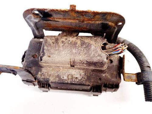 Used Fuse box Fuse box HONDA CR-V II (RD_) 2.0 (RD5) (150 hp) 33730579 33730579