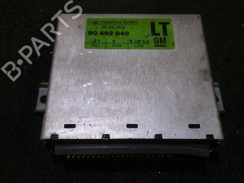Used Electronic module Electronic module OPEL OMEGA B (V94) 2.5 DTI (F69, M69, P69) (150 hp) 35661368 35661368