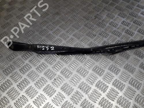 front-windshield-wiper-arm-audi-a3-8p1-2003-2004-2005-2006-2007-2008-2009-2010-2011-2012-2013-33501567 main image