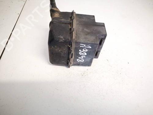 Used Fuse box Fuse box VW TOURAN (1T1, 1T2) 2.0 TDI (136 hp) 32611554 32611554