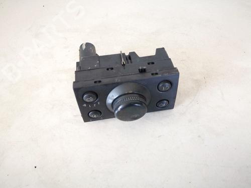 Used Switch Switch OPEL SIGNUM Hatchback (Z03) 2.2 DTI (F48) (125 hp) 35412104 35412104