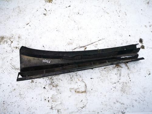 Used Scuttle panel Scuttle panel AUDI 80 B3 Saloon (893, 894, 8A2) 2.0 E (113 hp) 35531398 35531398