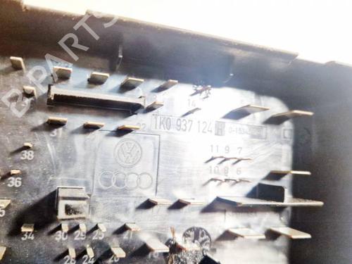 Fuse box AUDI A3 (8P1) 1.6 | BP32581376E1 