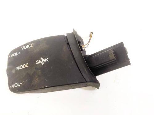Used Steering wheel controls Steering wheel controls 35211685 35211685
