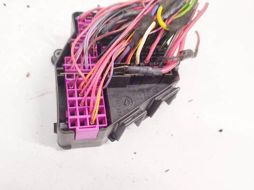 Fuse box AUDI A4 B7 (8EC) 2.0 TDI | BP36174066E1 - Image 2