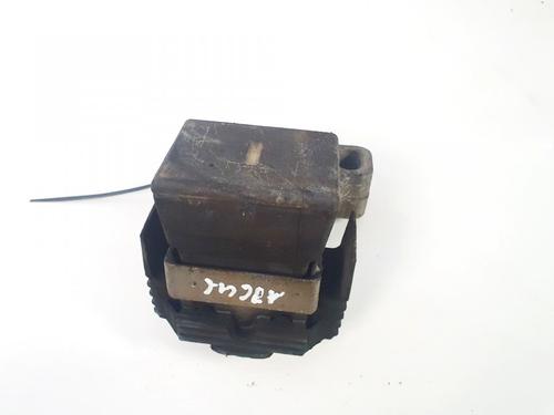 Used Engine mount Engine mount AUDI A3 (8L1) 1.9 TDI (90 hp) 32895810 32895810