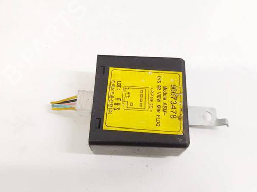 elektronisk-modul-chevrolet-captiva-c100-c140-2006-32534857 main image