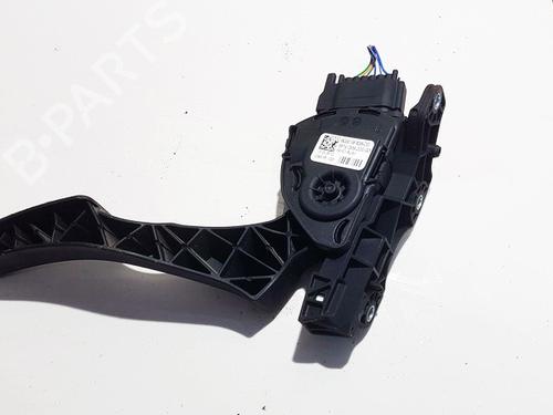 Pédale Pédale VOLVO XC60 I SUV (156) D5 AWD (205 hp) 35881585 35881585