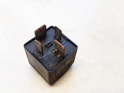 Electronic sensor FORD MONDEO III (B5Y) 2.0 16V DI / TDDi / TDCi | BP33106331M84 - Image 2