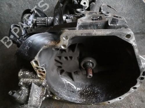 Used Gearbox Gearbox CHRYSLER VOYAGER / GRAND VOYAGER III (GS_, NS_) 2.4 i (151 hp) 35655420 35655420