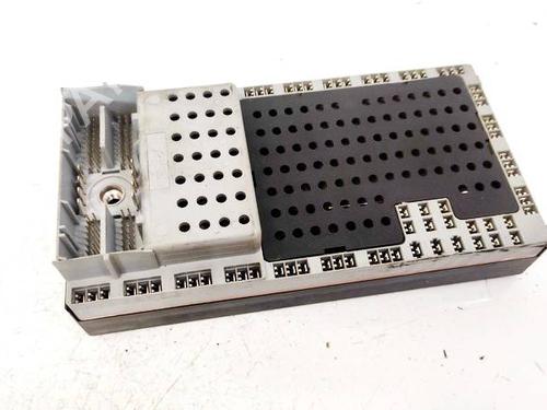 Used Fuse box Fuse box MERCEDES-BENZ E-CLASS (W211) E 220 CDI (211.006) (136 hp) 32948921 32948921