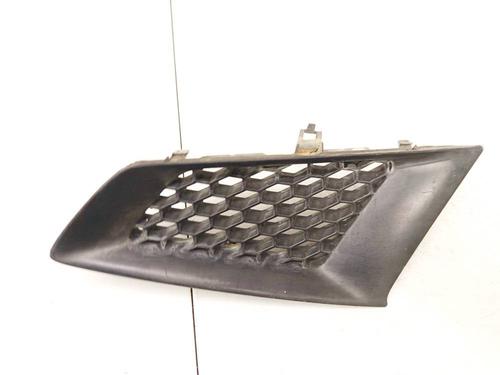 Used Grille Grille 39231744 39231744