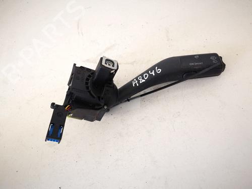 Used Warning switch Warning switch VW GOLF V (1K1) 2.0 TDI (140 hp) 35431308 35431308