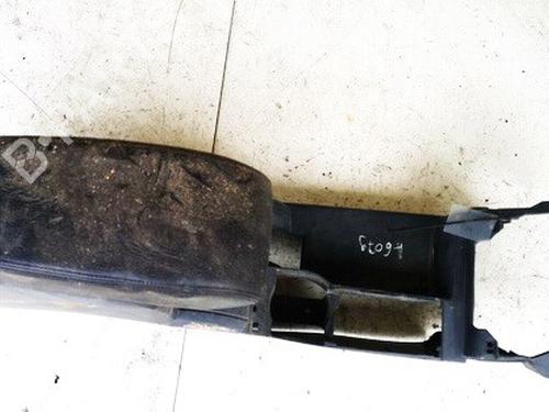 Used Armrest / Center console Armrest / Center console 35592217 35592217