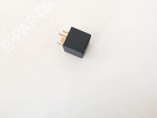 Electronic sensor HYUNDAI ELANTRA III (XD) 2.0 CRDi | BP33068034M84 - Image 3