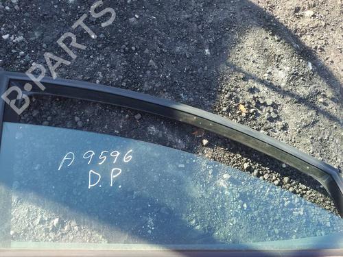 Used Front right door window Front right door window 35095833 35095833