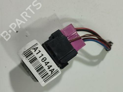 Used Fuse box Fuse box AUDI 80 B4 Saloon (8C2) 1.9 TDI (90 hp) 33487403 33487403