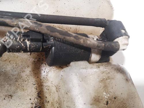 washer-pump-renault-megane-iii-hatchback-bz01_-b3_-2008-34789137 main image