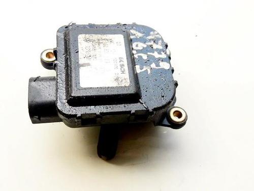 electronic-module-audi-a6-c5-4b2-4b4-1997-1998-1999-2000-2001-2002-2003-2004-2005-33519700 main image