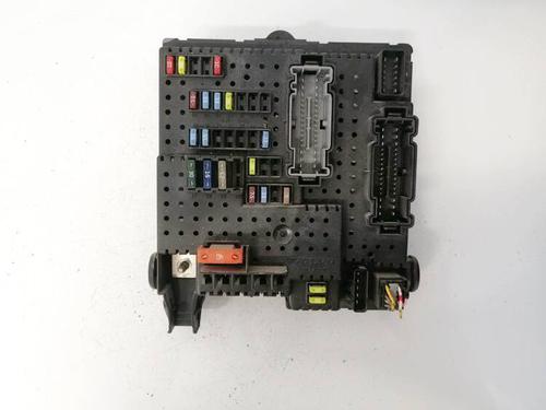 Used Fuse box Fuse box MERCEDES-BENZ E-CLASS (W211) E 220 CDI (211.006) (136 hp) 32948661 32948661