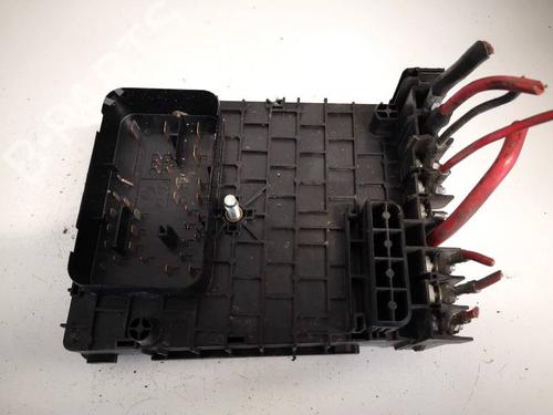 Fuse box VW PASSAT B7 (362) 1.6 TDI | BP32547939E1
