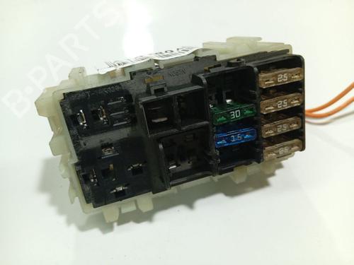 Used Fuse box Fuse box LAND ROVER FREELANDER 2 (L359) 2.2 TD4 4x4 (160 hp) 32553635 32553635