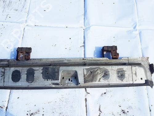 Used Front bumper reinforcement Front bumper reinforcement 35623252 35623252
