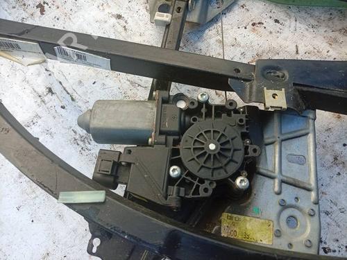 Used Left rear window motor Left rear window motor AUDI A4 B5 (8D2) 1.8 (125 hp) 35541627 35541627